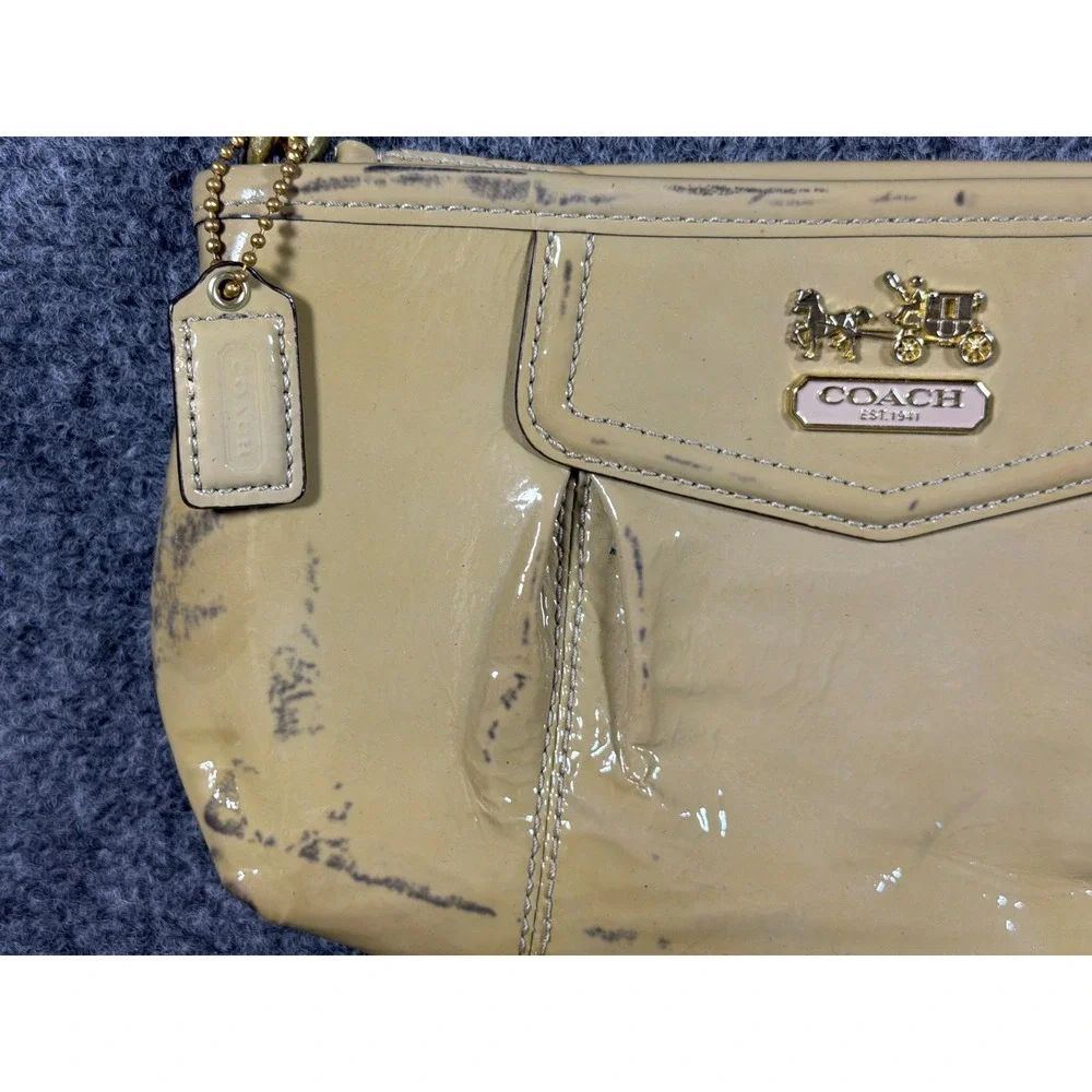 Vintage Coach Yellow Patent Leather Small Wristlet Bag Purple Lining Gold Logo